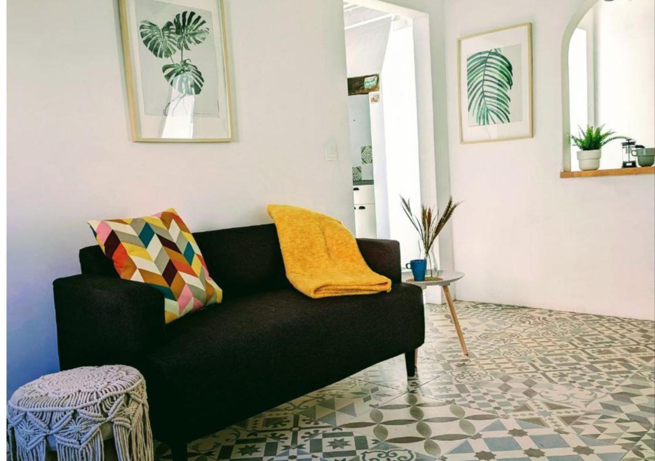 לוריניה Cozy 3 Bedroom Home - Close To Beach מראה חיצוני תמונה