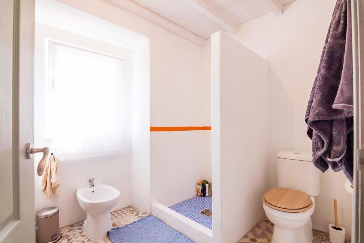 לוריניה Cozy 3 Bedroom Home - Close To Beach מראה חיצוני תמונה