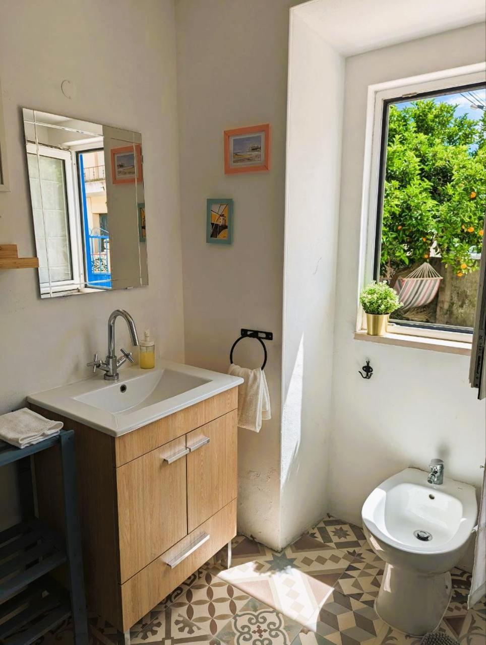 לוריניה Cozy 3 Bedroom Home - Close To Beach מראה חיצוני תמונה
